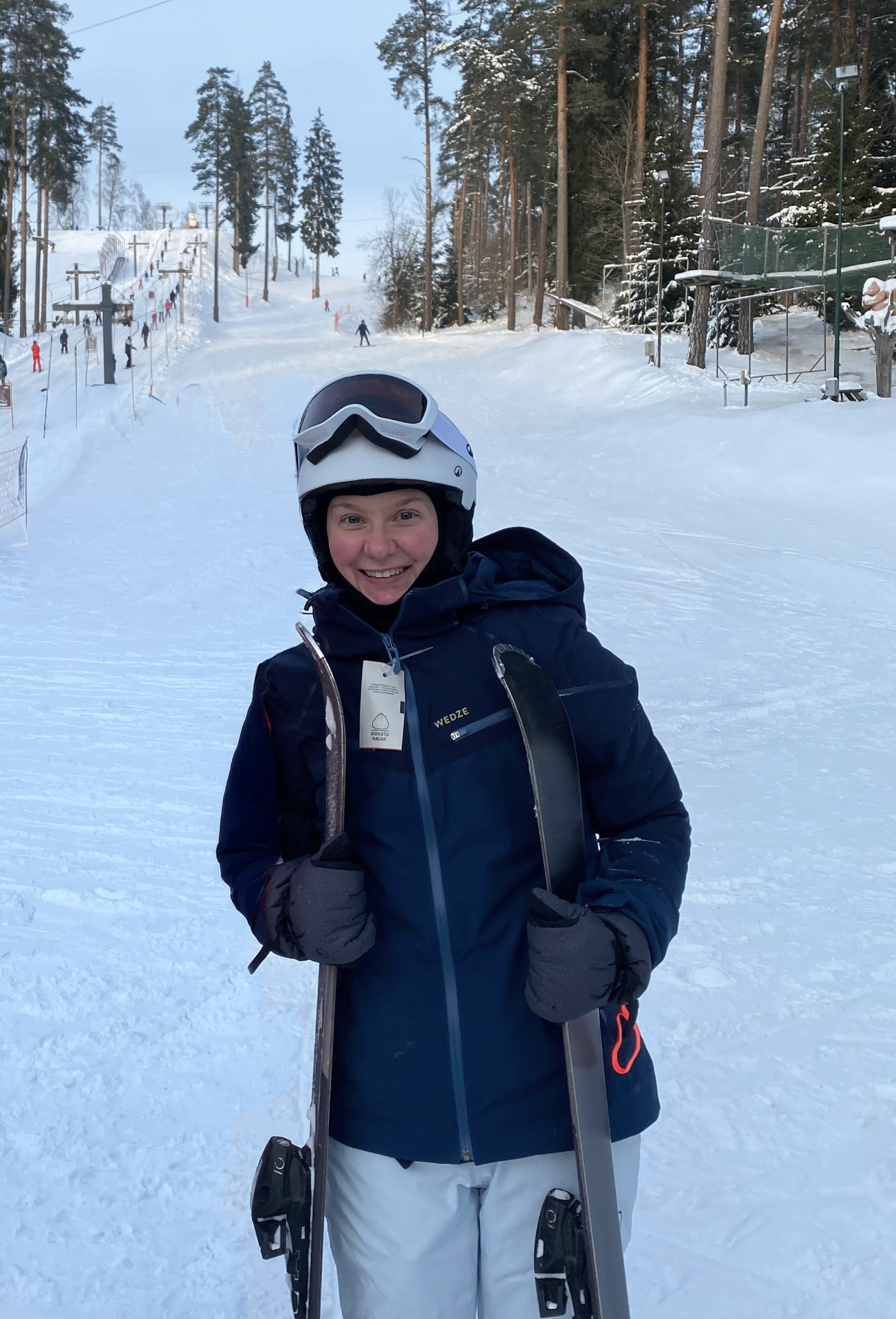 Dana skiing